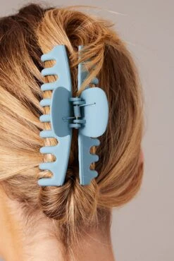 Blue Classic Hair Claw Clip