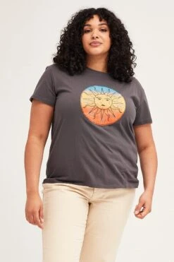 Grey Short Sleeve Abstract Sun Print T-shirt -You And All Fashion Store Grey Short Sleeve Abstract Sun Print T Shirt cjc25390al 84ab 3