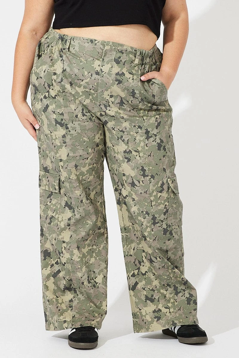 Green Print Cargo Pants Mid Rise 2 Green Print Cargo Pants Mid Rise - Image 2