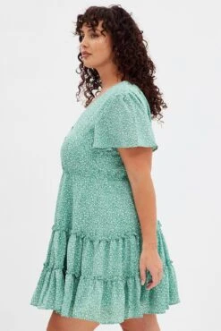 Green Ditsy Fit And Flare Dress Short Sleeve V-neck Tiered -You And All Fashion Store cdd0164d 33r ditsy 4