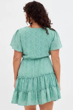 Green Ditsy Fit And Flare Dress Short Sleeve V-neck Tiered -You And All Fashion Store cdd0164d 33r ditsy 5