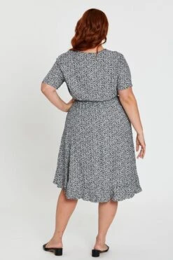 Ditsy Print Skater Dress V-neck Short Sleeve -You And All Fashion Store cdd25194 33lb disty 5 2