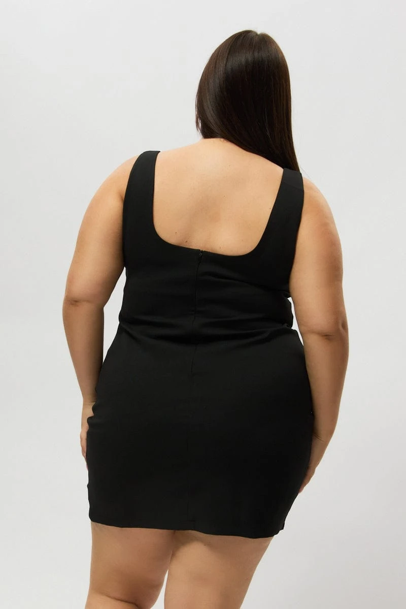 Black Scoop Neck Fitted Minidress 5 Black Scoop Neck Fitted Minidress - Image 5