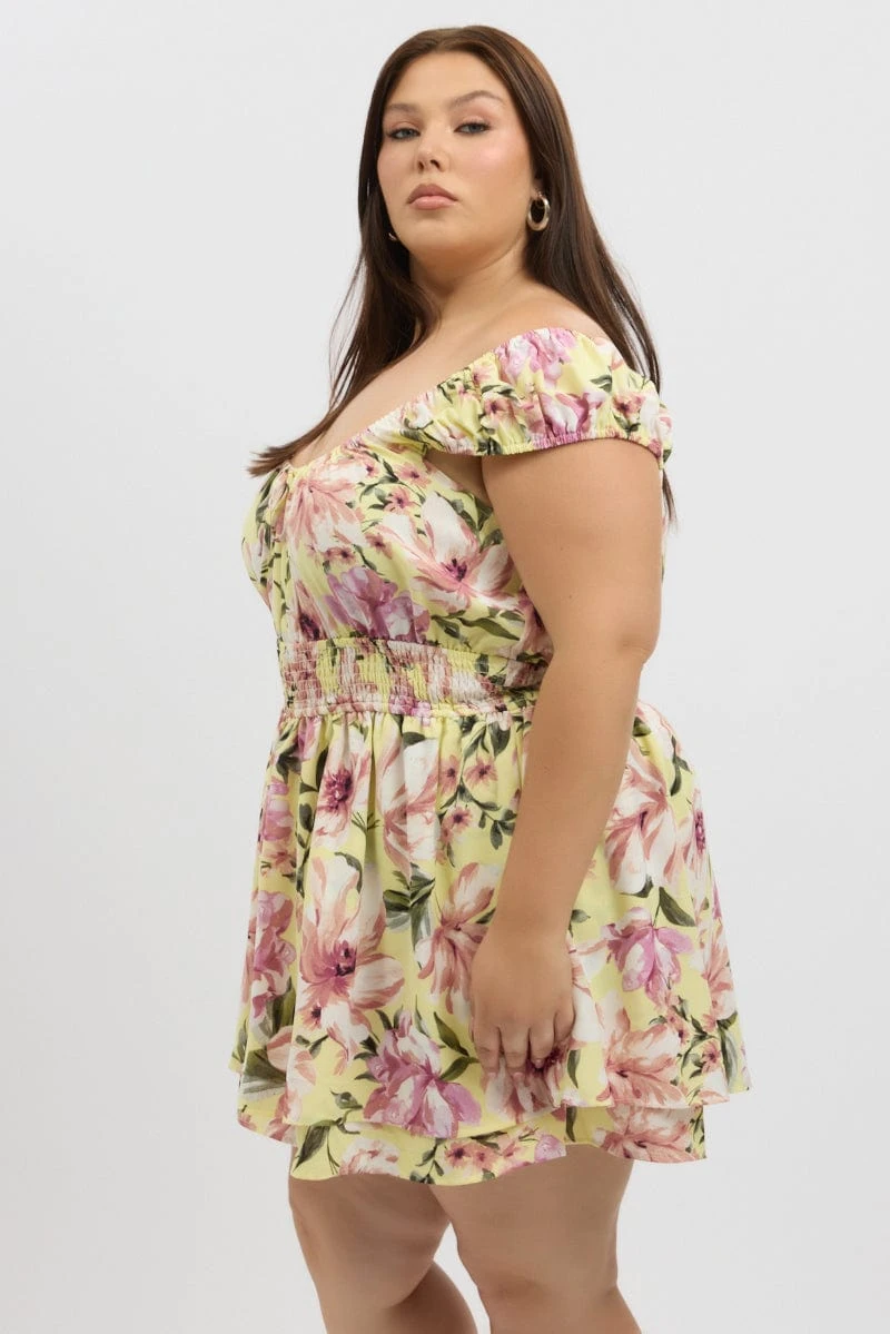 Yellow Floral Ruffle Playsuit Short Sleeve Ruched Bust 4 Yellow Floral Ruffle Playsuit Short Sleeve Ruched Bust - Image 4