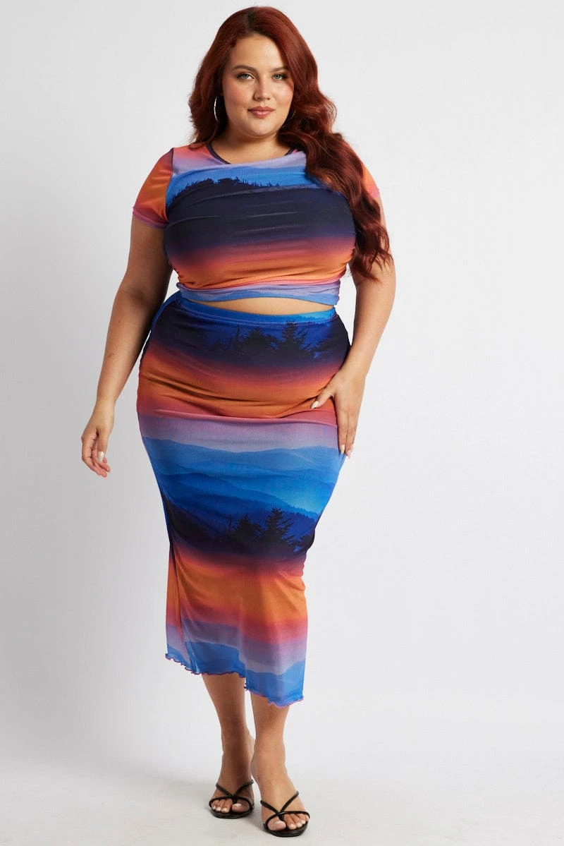 Pink Abstract Mesh Top Short Sleeve Crew Neck Side Ruched 2 Pink Abstract Mesh Top Short Sleeve Crew Neck Side Ruched - Image 2