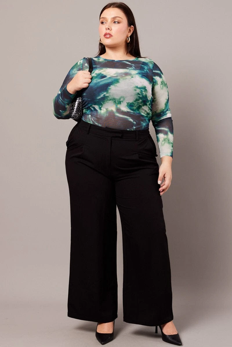 Green Abstract Mesh Top Long Sleeve Crew Neck 2 Green Abstract Mesh Top Long Sleeve Crew Neck - Image 2