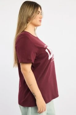 Red Graphic T-shirt Short Sleeve Crew Neck -You And All Fashion Store cjc2553 84j burgundy 3