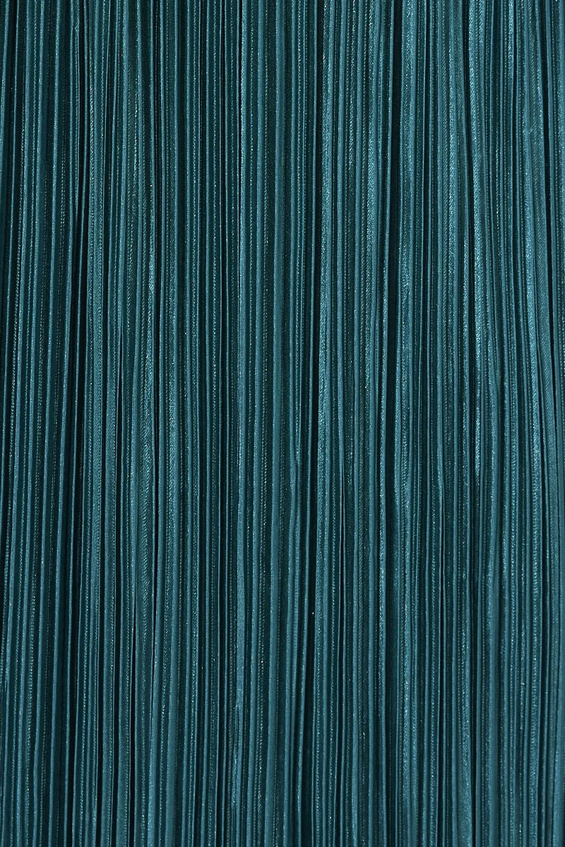 Green Midi Skirt Side Split Plisse 6 Green Midi Skirt Side Split Plisse - Image 6