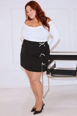 Black Front Split Mini Skirt Bow Detail